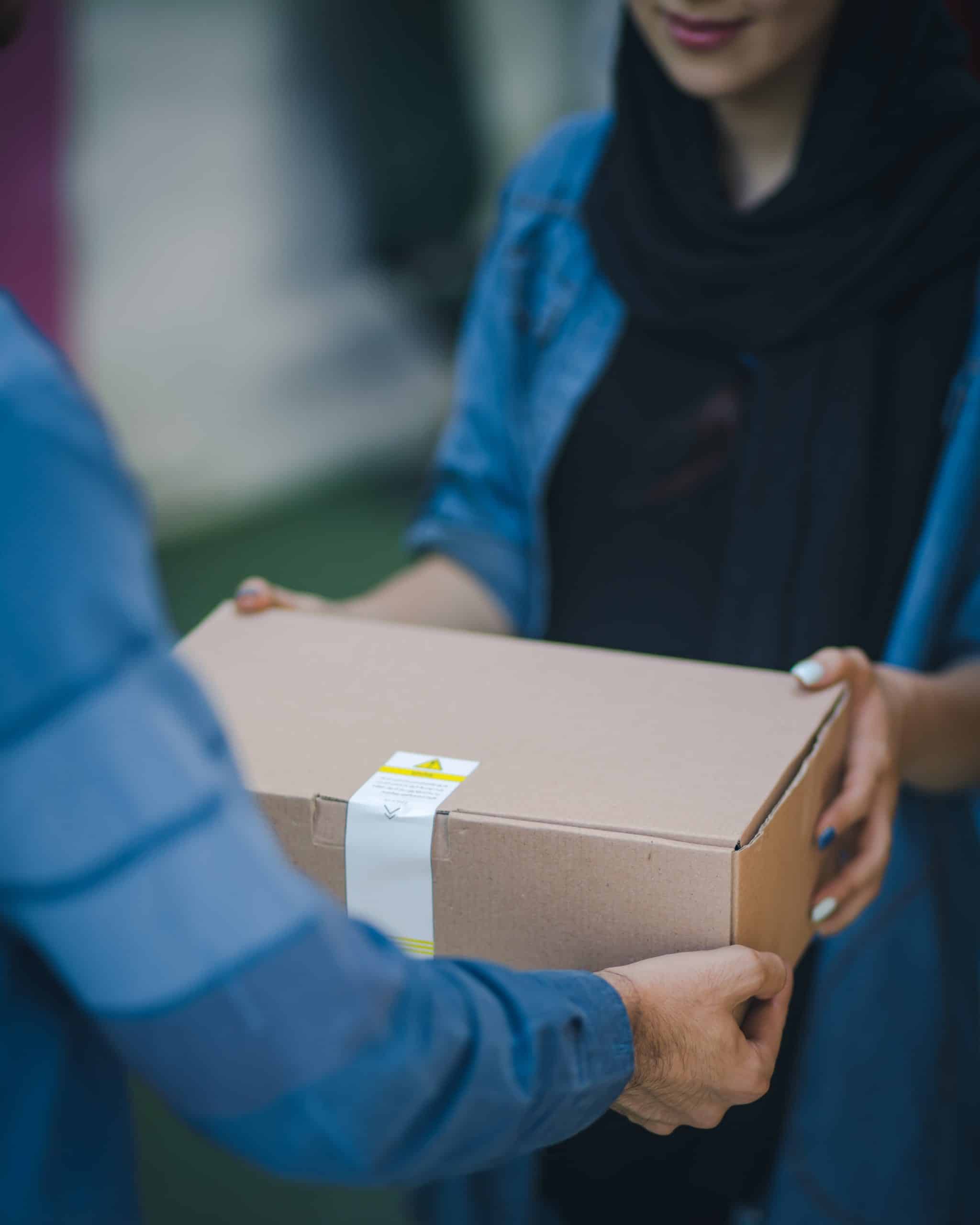 What is the Difference Between a Freight Forwarder and a Shipping Agent